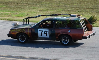 Illustration for article titled The Top 123 Lemons Of The 24 Hours Of LeMons Texas Fall 2009